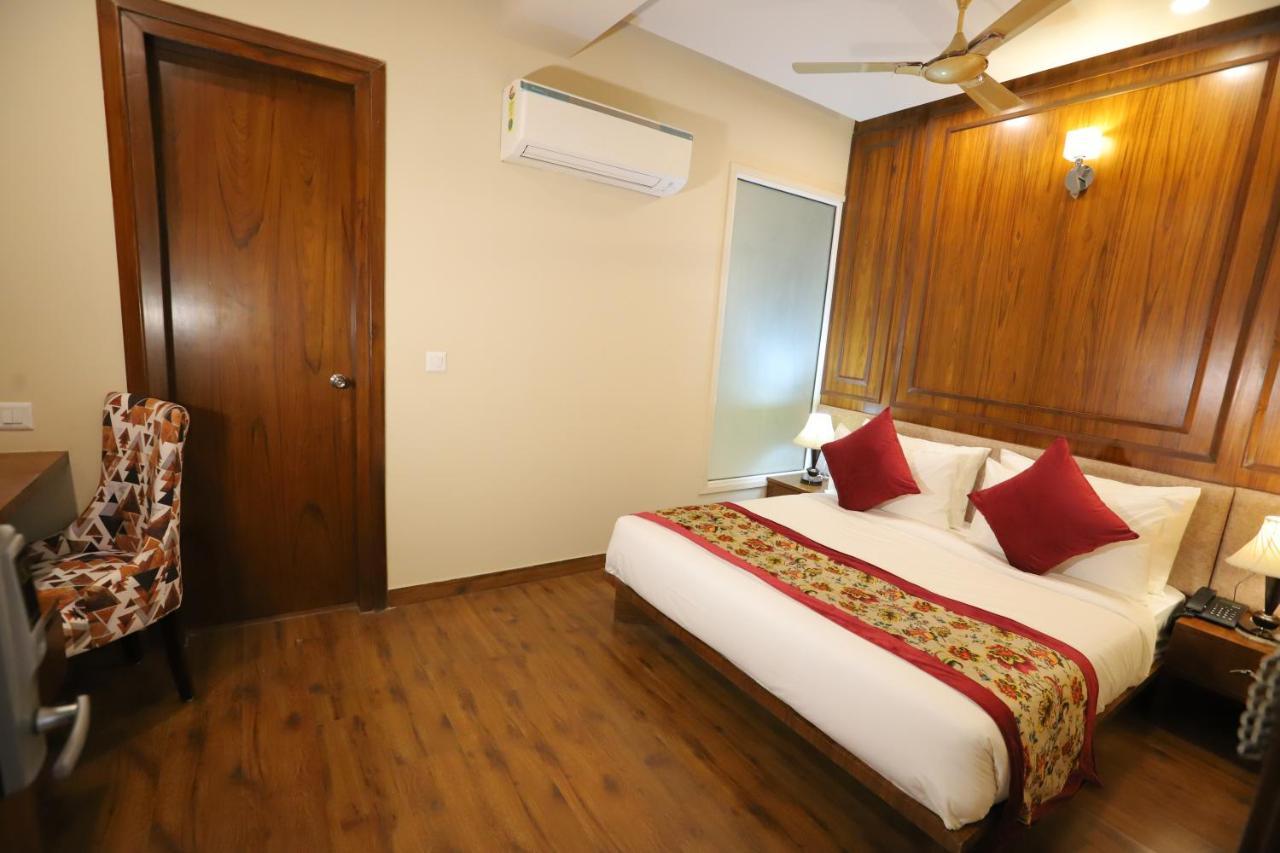 Ip Royal Hotel - New Delhi Exterior foto